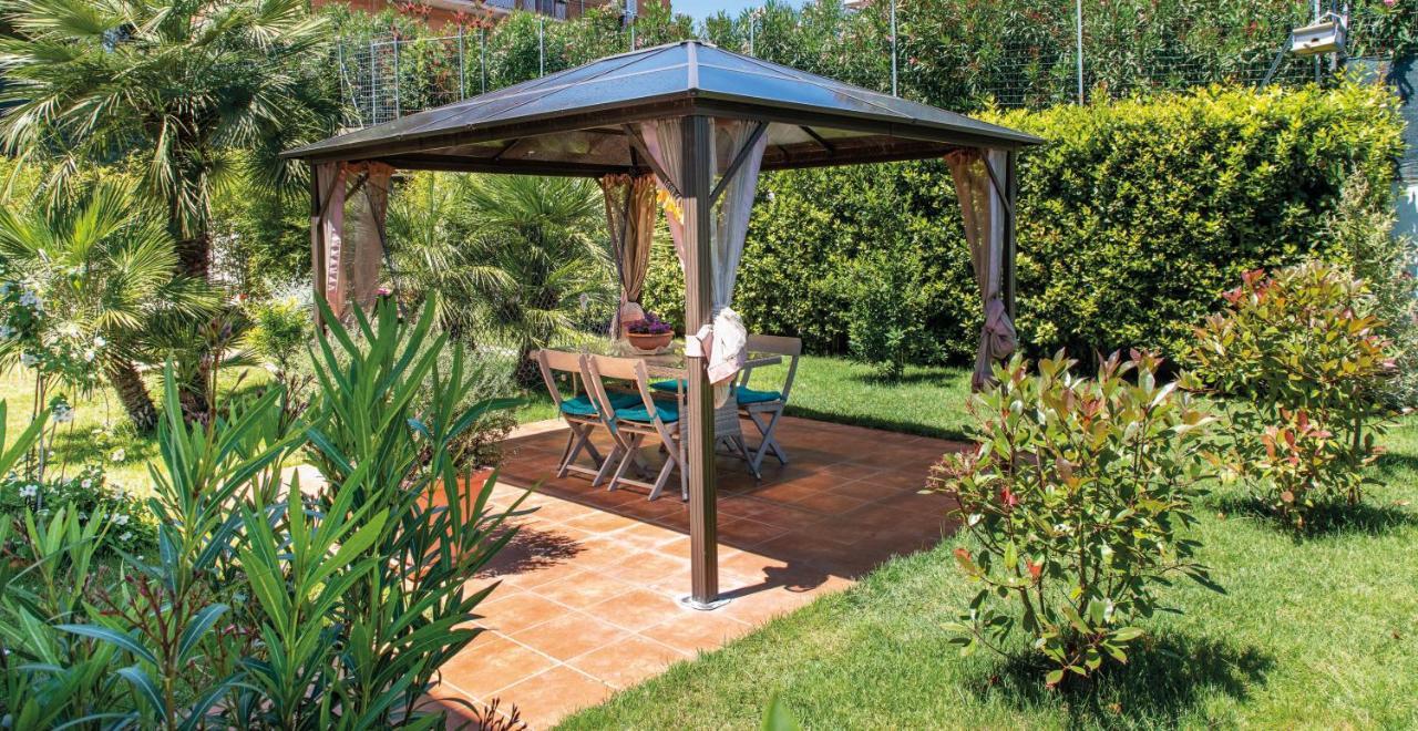 Casa "La Conchiglia" Bed & Breakfast Civitanova Marche Luaran gambar