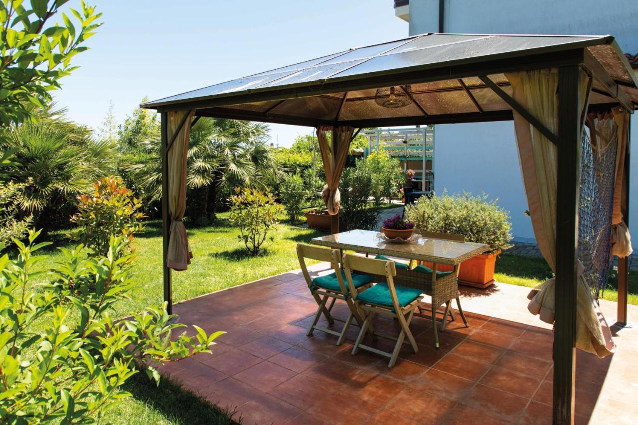 Casa "La Conchiglia" Bed & Breakfast Civitanova Marche Luaran gambar