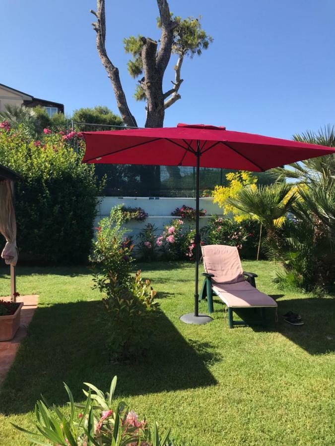 Casa "La Conchiglia" Bed & Breakfast Civitanova Marche Luaran gambar